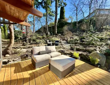395 Skyline Drive, Gibsons, BC, Gibsons — Single Family Residence for sale