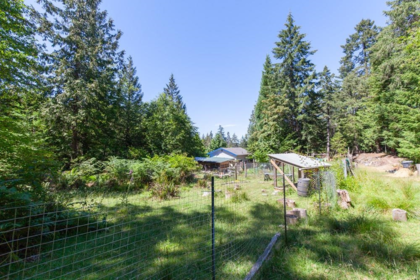 Hot Tub / Spa Photo of 370 Maple Drive, Mayne Island, BC