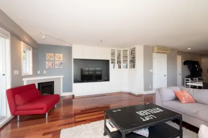 310 3423 E Hastings Street, Vancouver, BC, Vancouver — Townhouse for sale