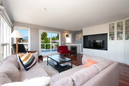 310 3423 E Hastings Street, Vancouver, BC, Vancouver — Townhouse for sale