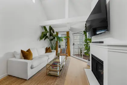 407 1147 Nelson Street, Vancouver, BC, Vancouver — Apartment/Condo for sale