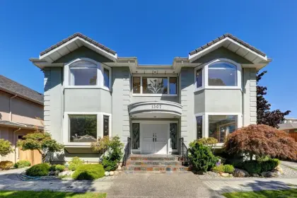 1307 W 46th Avenue, Vancouver, BC, Vancouver — Single Family Residence for sale