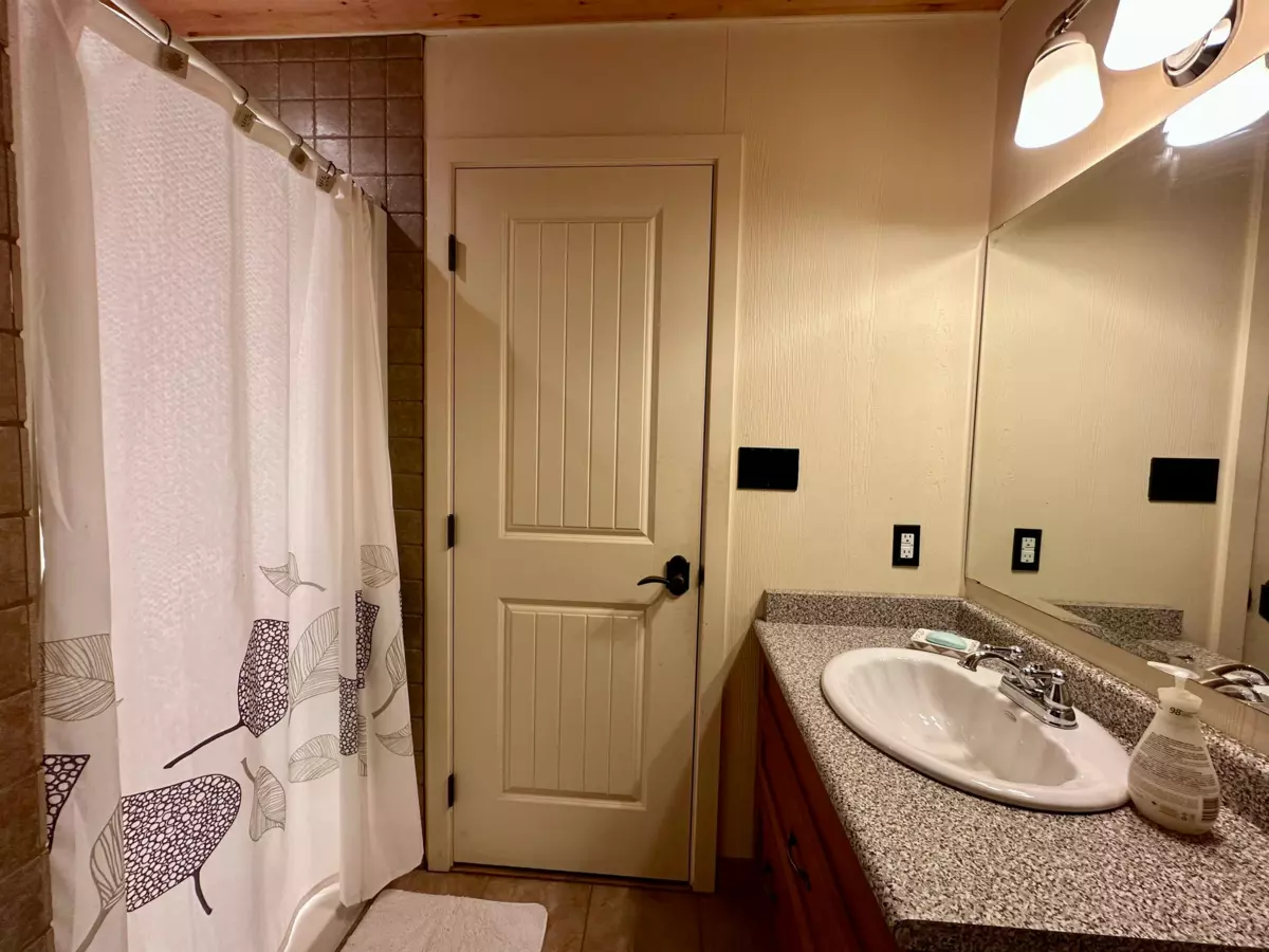 Breakfast Nook Photo of SUB 12 SEC 8 Harrison River, Harrison Hot Springs, BC