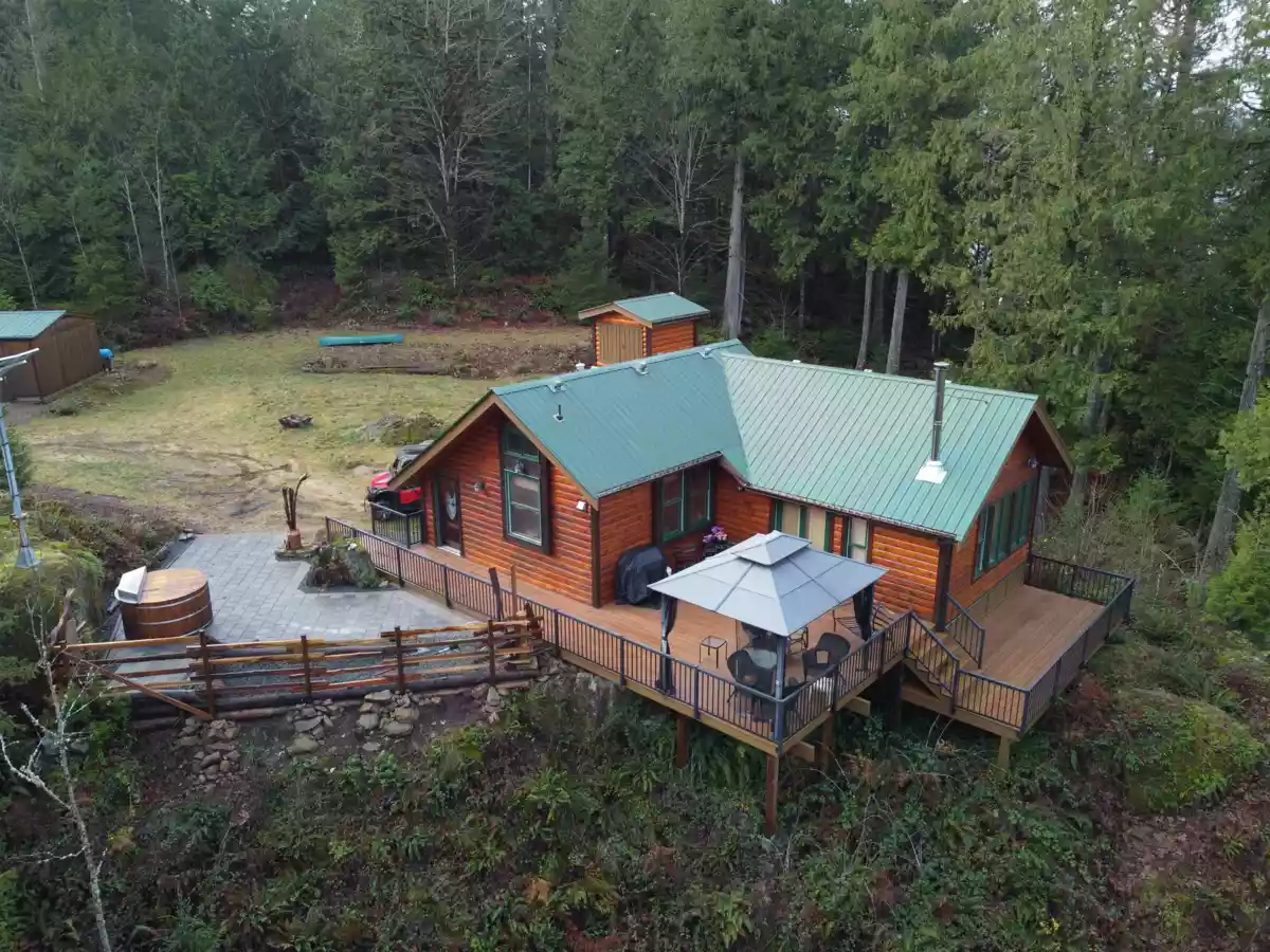 Dining Area Photo of SUB 12 SEC 8 Harrison River, Harrison Hot Springs, BC
