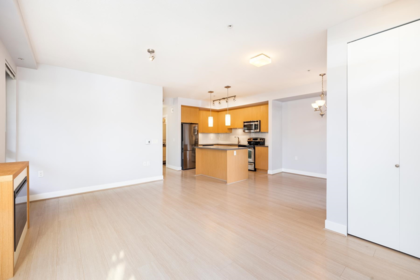 Guest Bathroom Photo of 121 735 W 15th Street, North Vancouver, BC