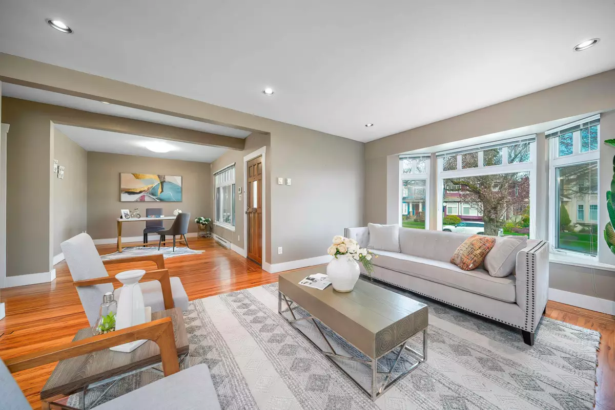 Breakfast Nook Photo of 2862 W 22nd Avenue, Vancouver, BC