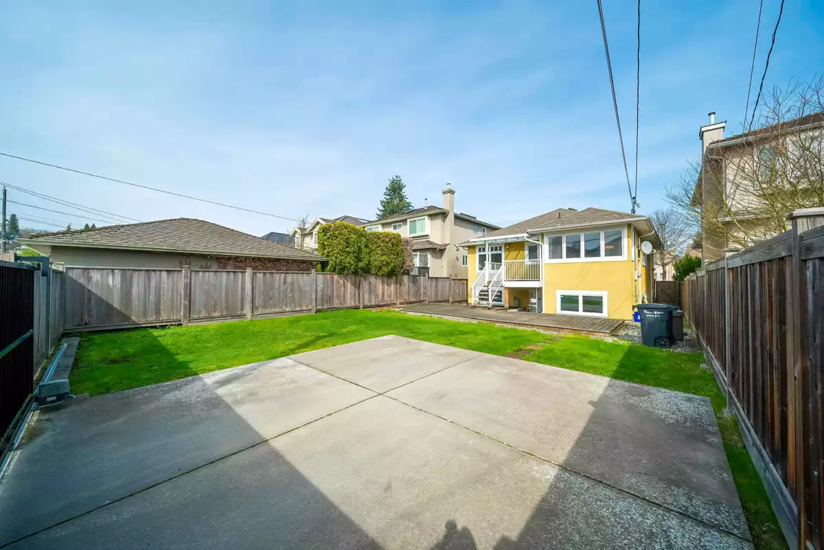 Staircase Photo of 2862 W 22nd Avenue, Vancouver, BC