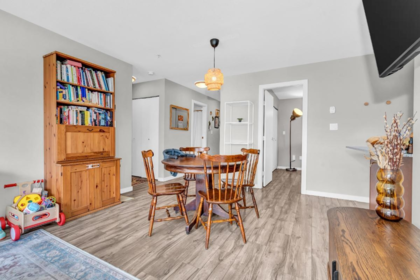 210 5775 Irmin Street, Burnaby, BC, Burnaby — Apartment/Condo for sale