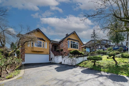 4976 Bond Street, Burnaby, BC, Burnaby — Single Family Residence for sale