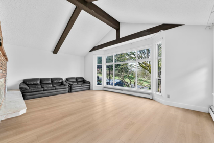 4976 Bond Street, Burnaby, BC, Forest Glen BS — 4 bed single family residence for sale