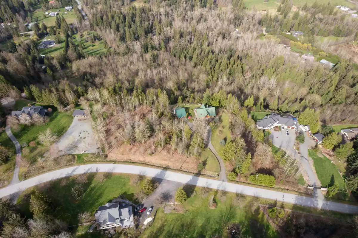 Hallway Photo of 10230 Rolley Crescent, Maple Ridge, BC