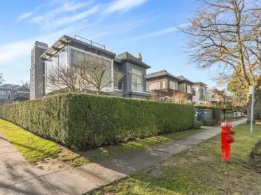 4306 W 8th Avenue, Vancouver, BC, Vancouver — Single Family Residence for sale