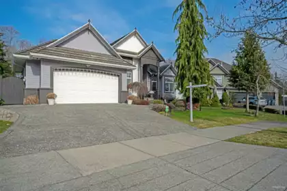 16895 87 Avenue, Surrey, BC, Surrey — Single Family Residence for sale