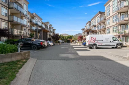 202 30525 Cardinal Avenue, Abbotsford, BC, Abbotsford — Apartment/Condo for sale