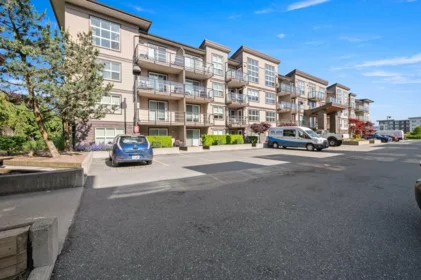 202 30525 Cardinal Avenue, Abbotsford, BC, Abbotsford — Apartment/Condo for sale