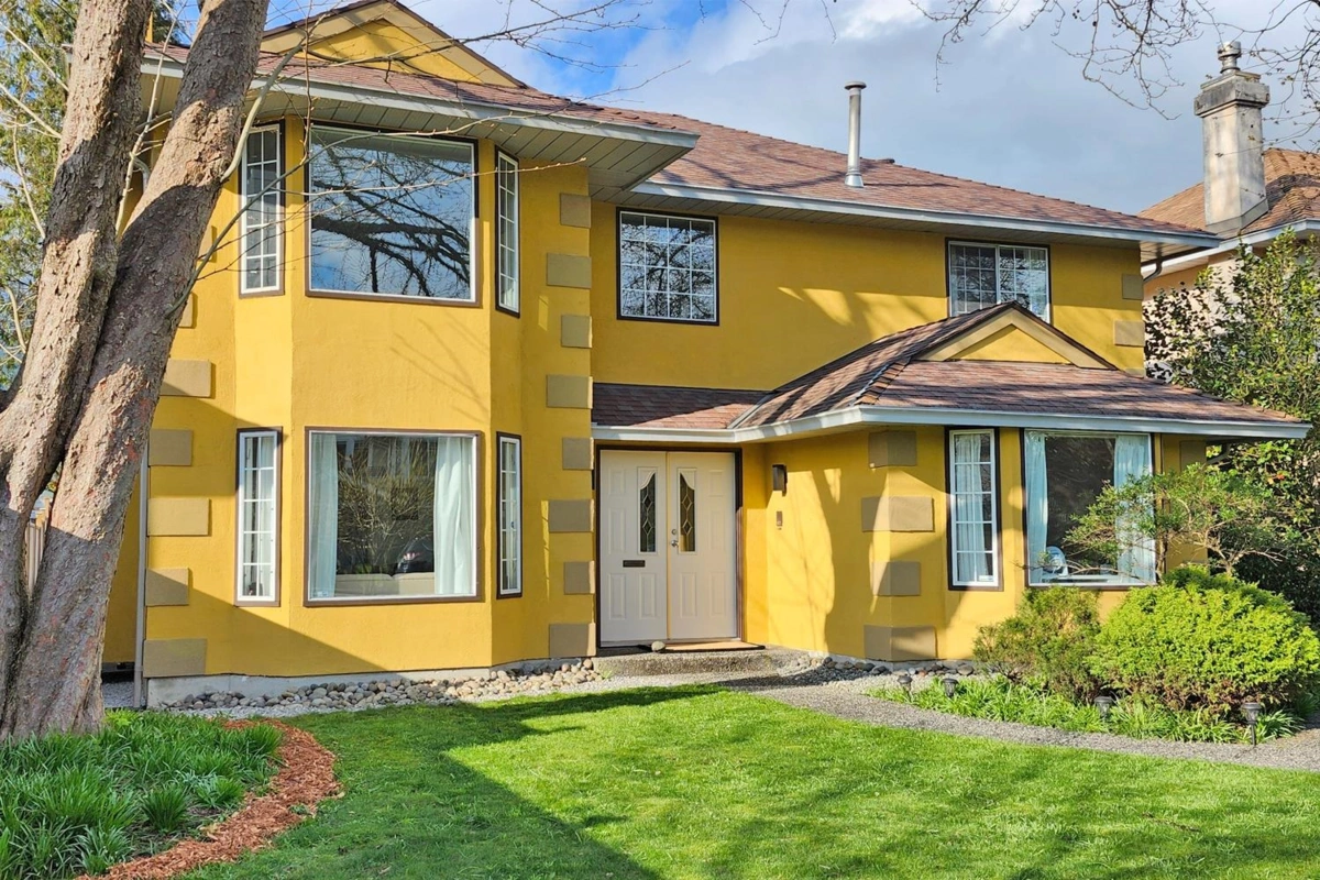 Exterior Rear Photo of 348 E 17 Street, North Vancouver, BC