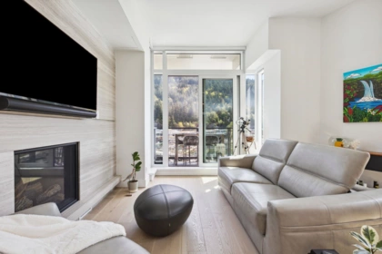 509 6707 Nelson Avenue, West Vancouver, BC, West Vancouver — Apartment/Condo for sale