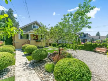 1504 Eighth Avenue, New Westminster, BC, New Westminster — Single Family Residence for sale