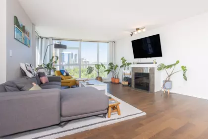 2305 2225 Holdom Avenue, Burnaby, BC, Burnaby — Apartment/Condo for sale