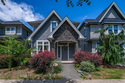 15883 29a Avenue, Surrey, BC, Surrey — Single Family Residence for sale