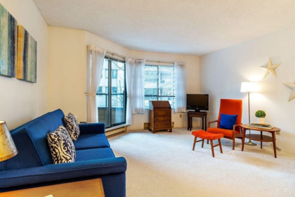 208 1750 Augusta Avenue, Burnaby, BC, Burnaby — Apartment/Condo for sale