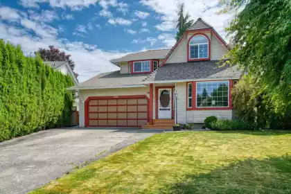 21063 92 Avenue, Langley, BC, Langley — Single Family Residence for sale