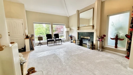 16941 Friesian Drive, Surrey, BC, Surrey — Single Family Residence for sale
