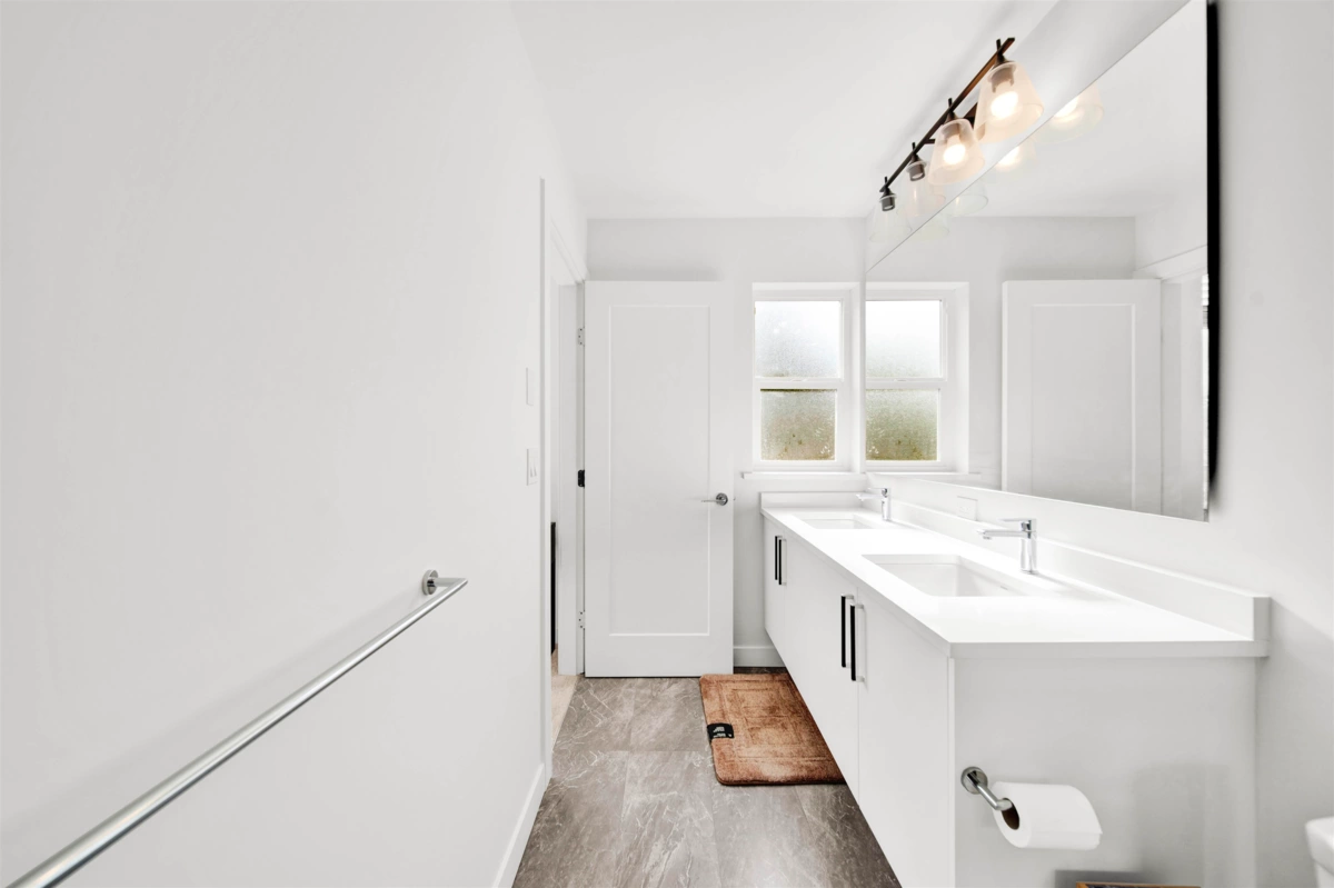 Basement Recreation Room Photo of 2 7288 188 Street, Surrey, BC