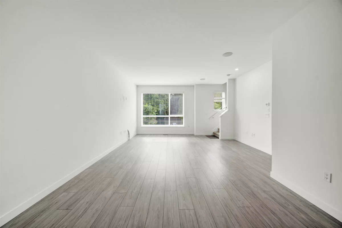 Walk-In Closet Photo of 2 7288 188 Street, Surrey, BC