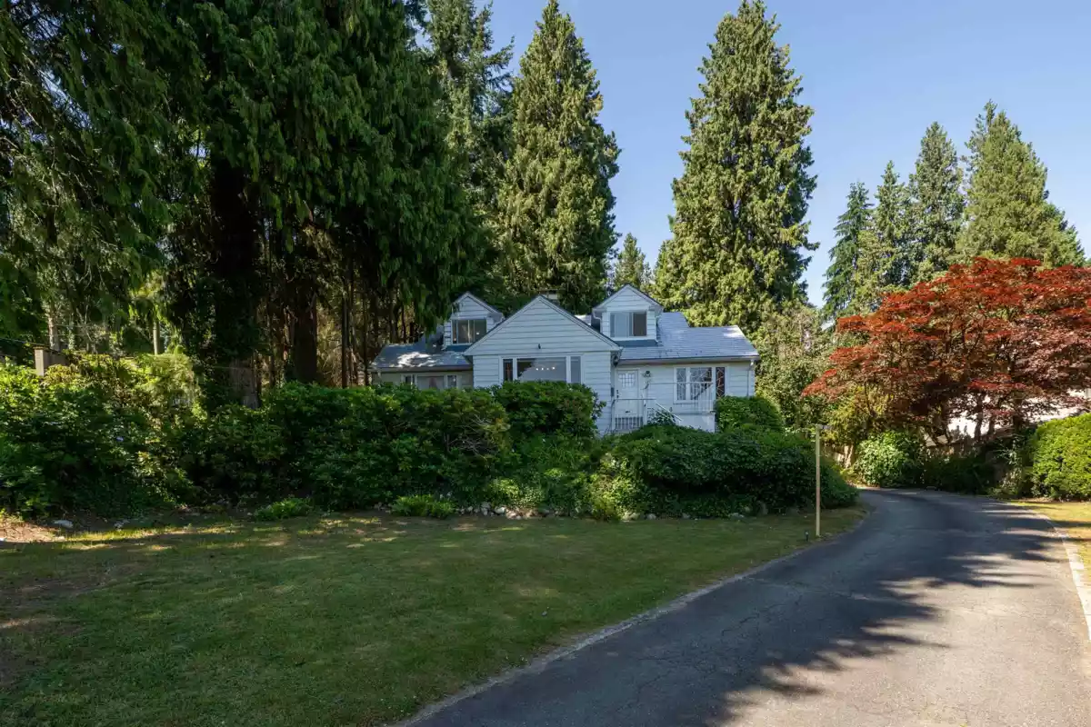 Aerial View of 1371 Mathers Avenue, West Vancouver, BC