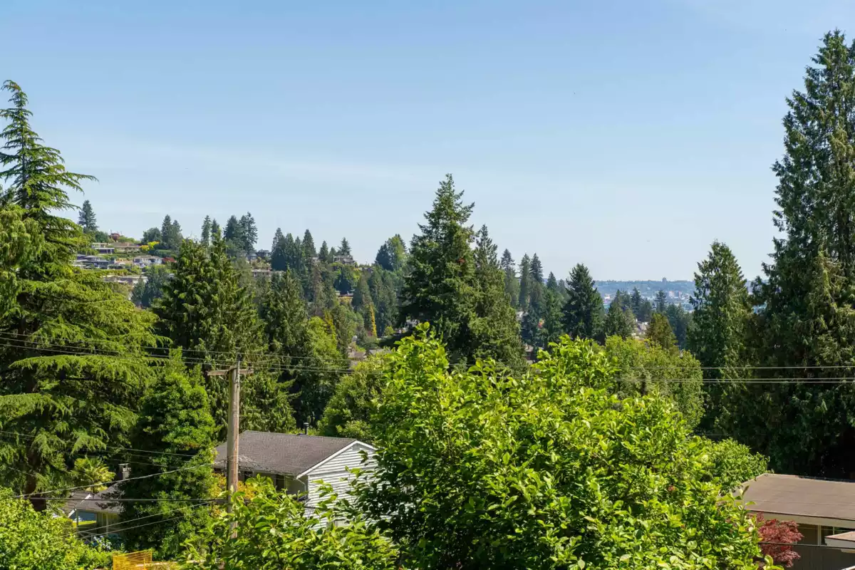 Neighborhood Park Photo Near 1371 Mathers Avenue, West Vancouver, BC
