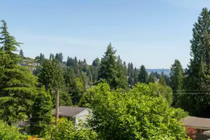 Neighborhood Park Photo Near 1371 Mathers Avenue, West Vancouver, BC