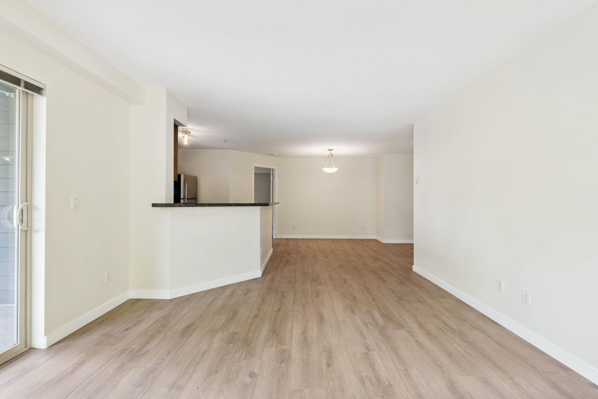 Family Room Photo of 1212 248 Sherbrooke Street, New Westminster, BC