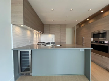 903 7388 Kingsway, Burnaby, BC, Burnaby — Apartment/Condo for sale