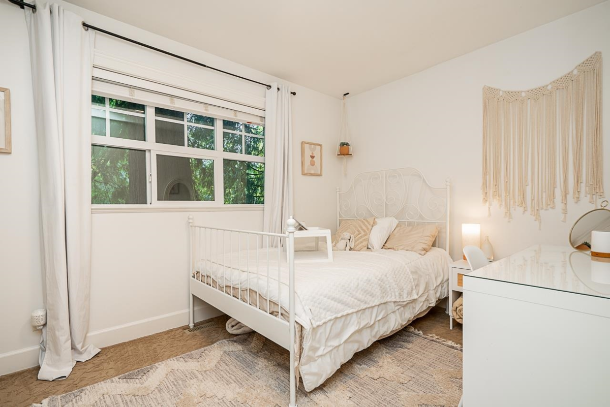 Basement Recreation Room Photo of 2942 Palm Crescent, Abbotsford, BC