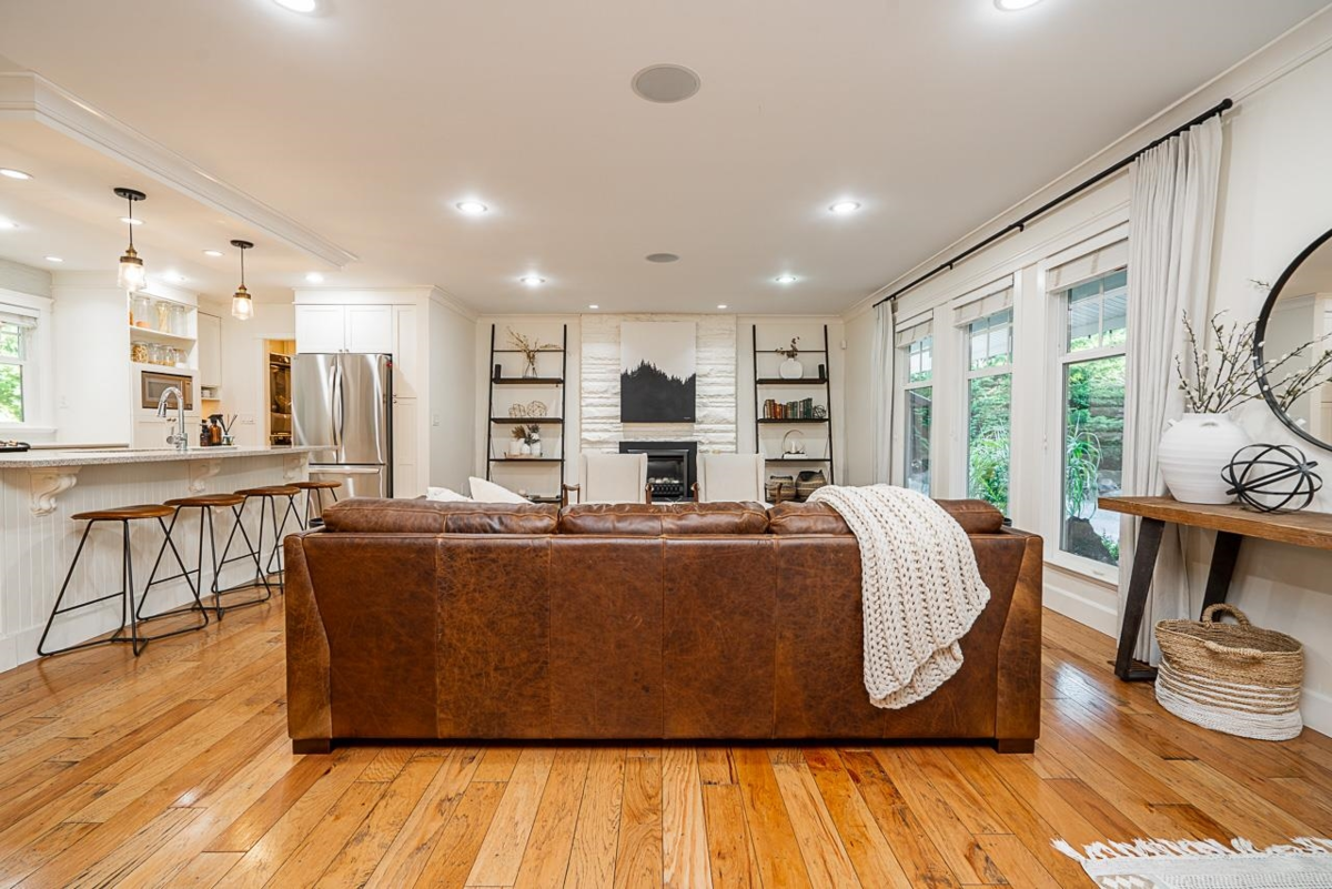 Dining Area Photo of 2942 Palm Crescent, Abbotsford, BC