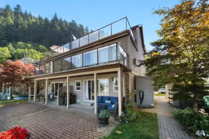 10 595 Lillooet Avenue, Harrison Hot Springs, BC, Harrison Hot Springs — Townhouse for sale