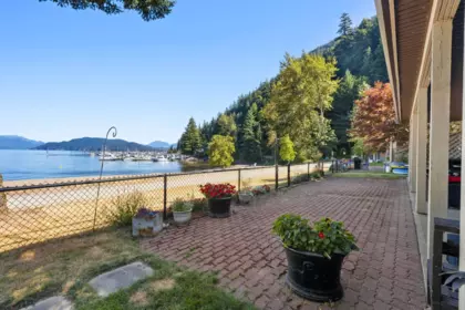 10 595 Lillooet Avenue, Harrison Hot Springs, BC, Harrison Hot Springs — Townhouse for sale