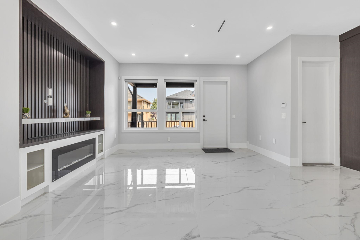 Bedroom 3 Photo of 5950 168th Street, Surrey, BC