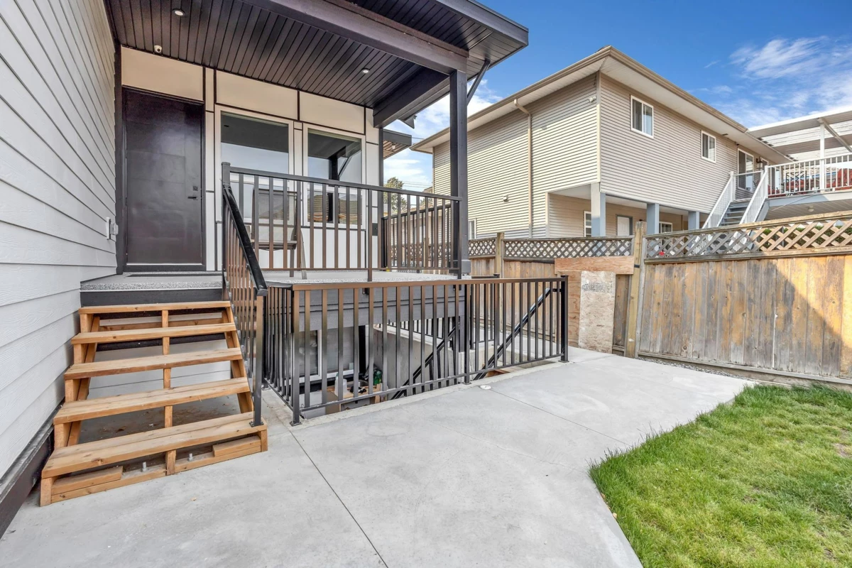 Outdoor Kitchen Photo of 5950 168th Street, Surrey, BC