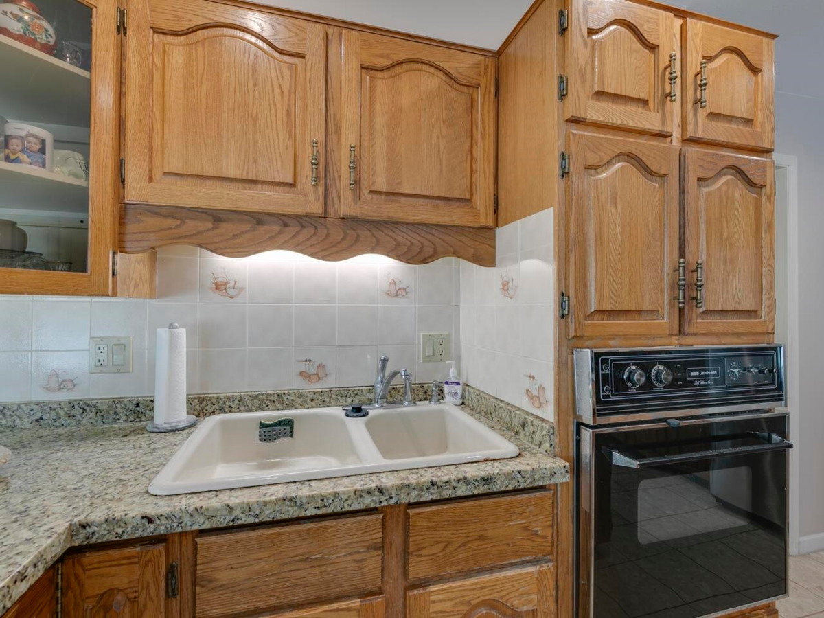 Entry Foyer Photo of 5755 Nancy Greene Way, North Vancouver, BC