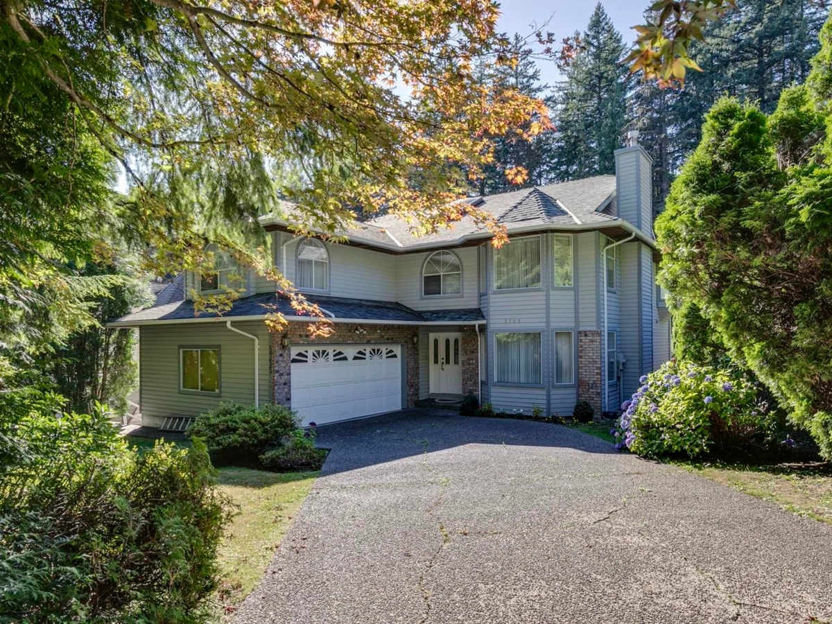 Hallway Photo of 5755 Nancy Greene Way, North Vancouver, BC