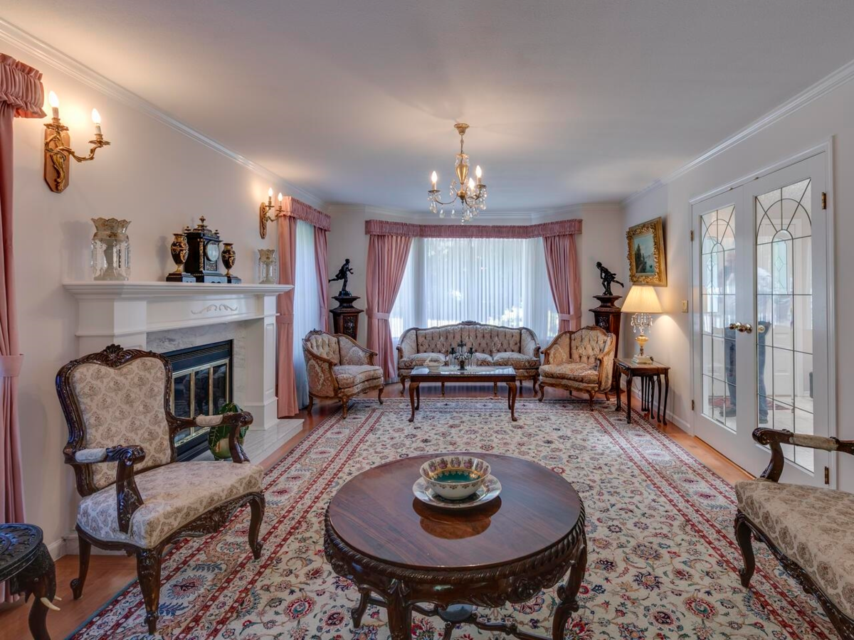 Living Room Photo of 5755 Nancy Greene Way, North Vancouver, BC