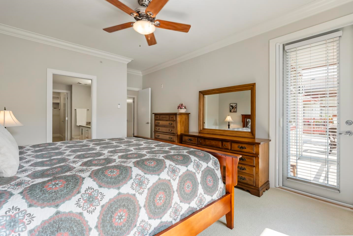 Basement Recreation Room Photo of 309 16433 64 Avenue, Surrey, BC