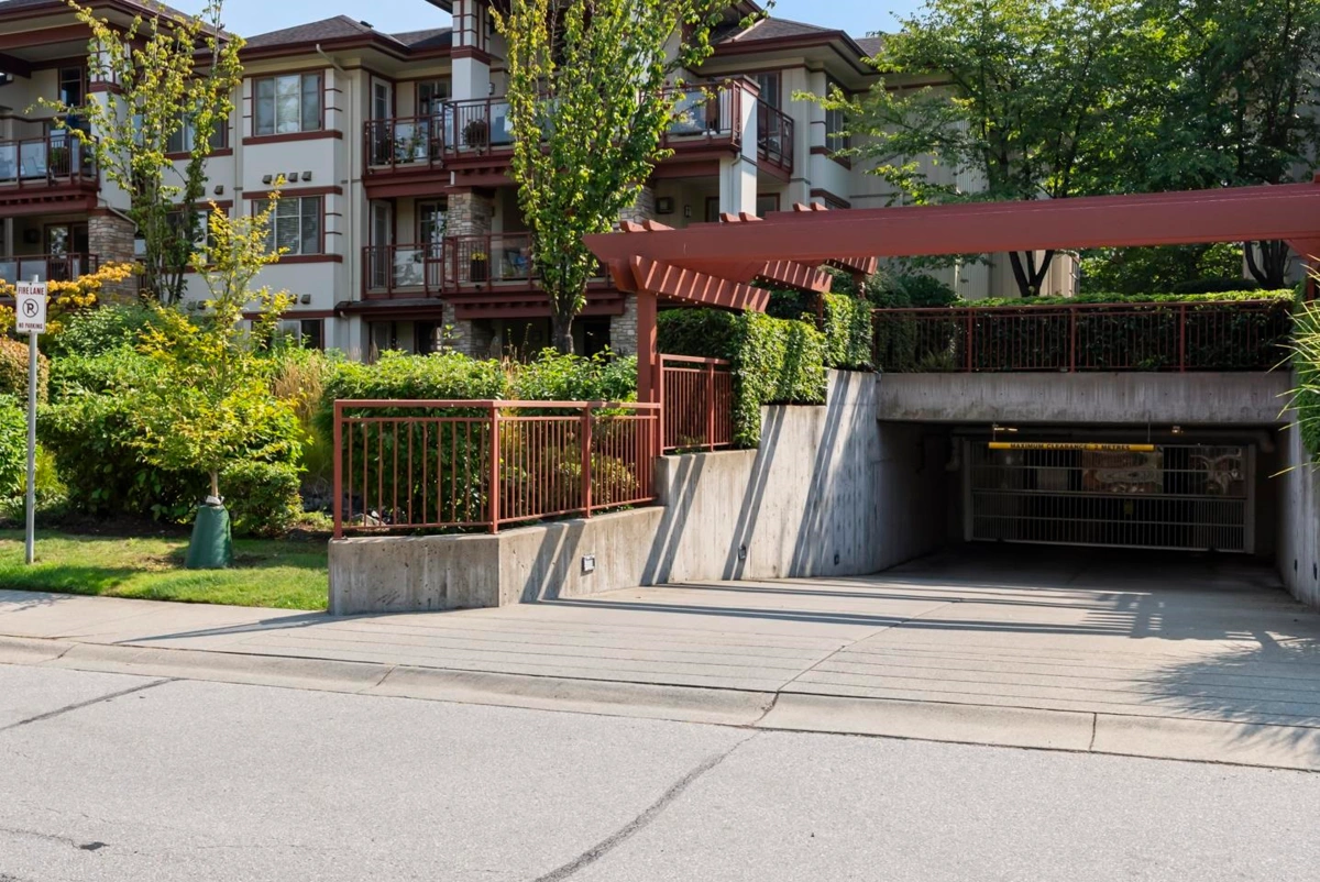 Fitness Center Photo Near 309 16433 64 Avenue, Surrey, BC