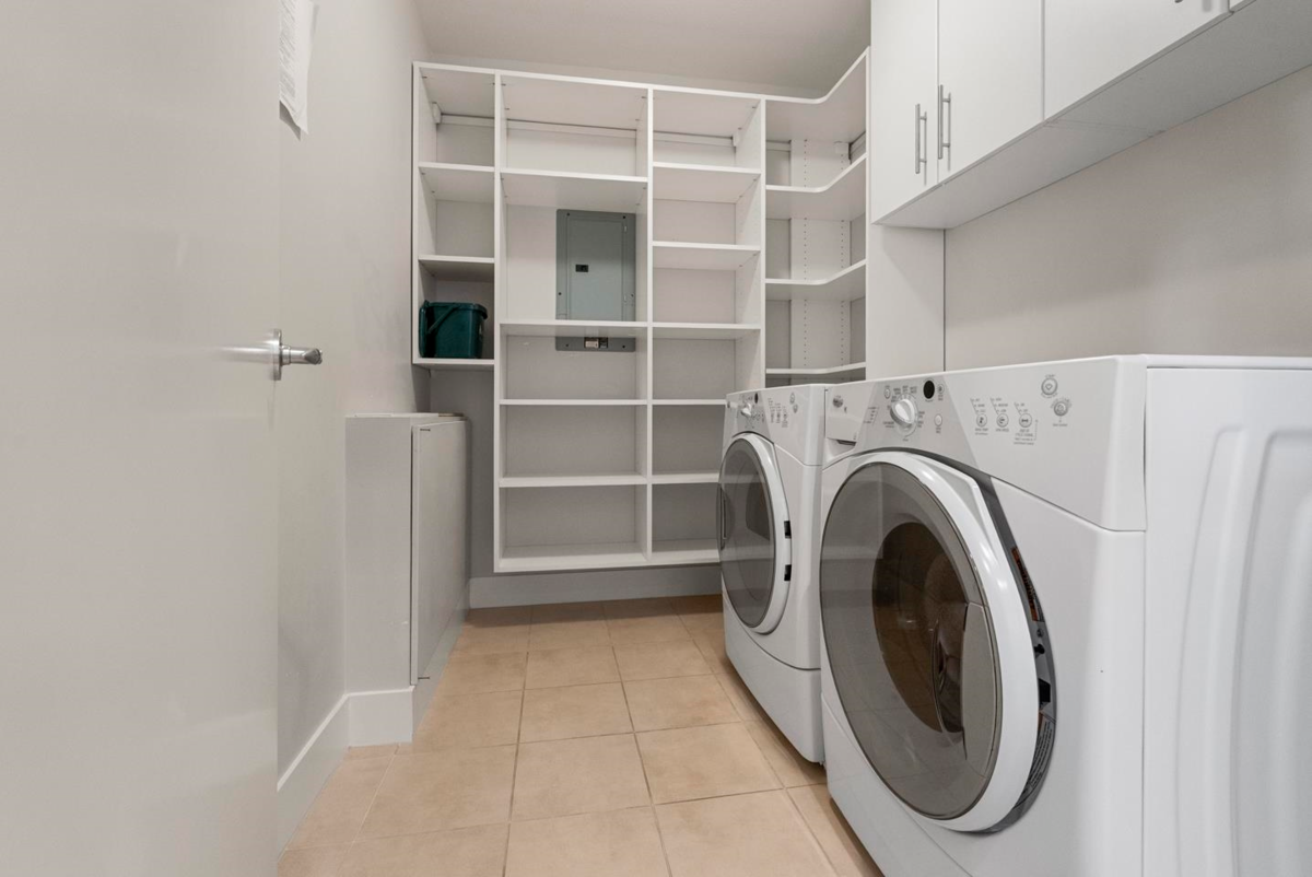 Outdoor Patio Photo of 309 16433 64 Avenue, Surrey, BC