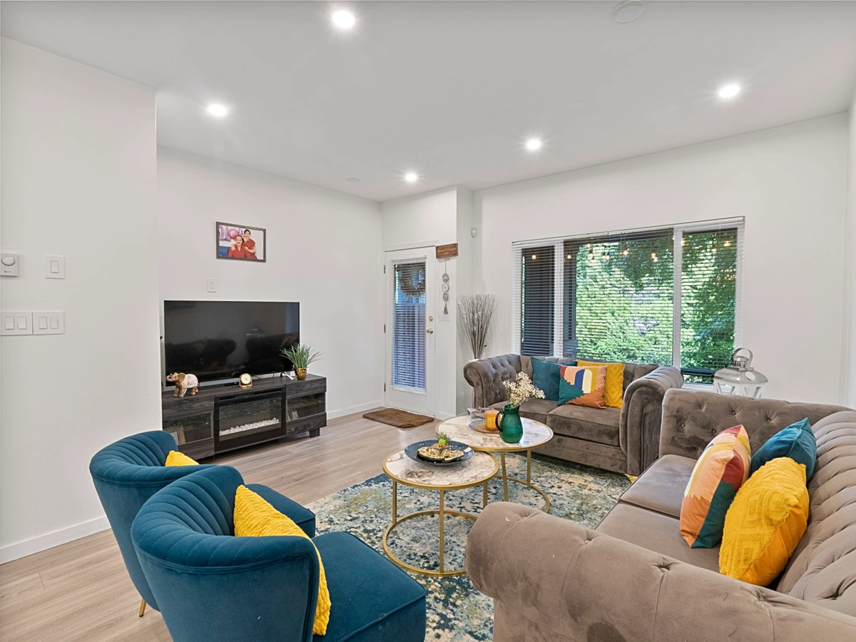 Exterior Front Photo of 14 18701 66 Avenue, Surrey, BC