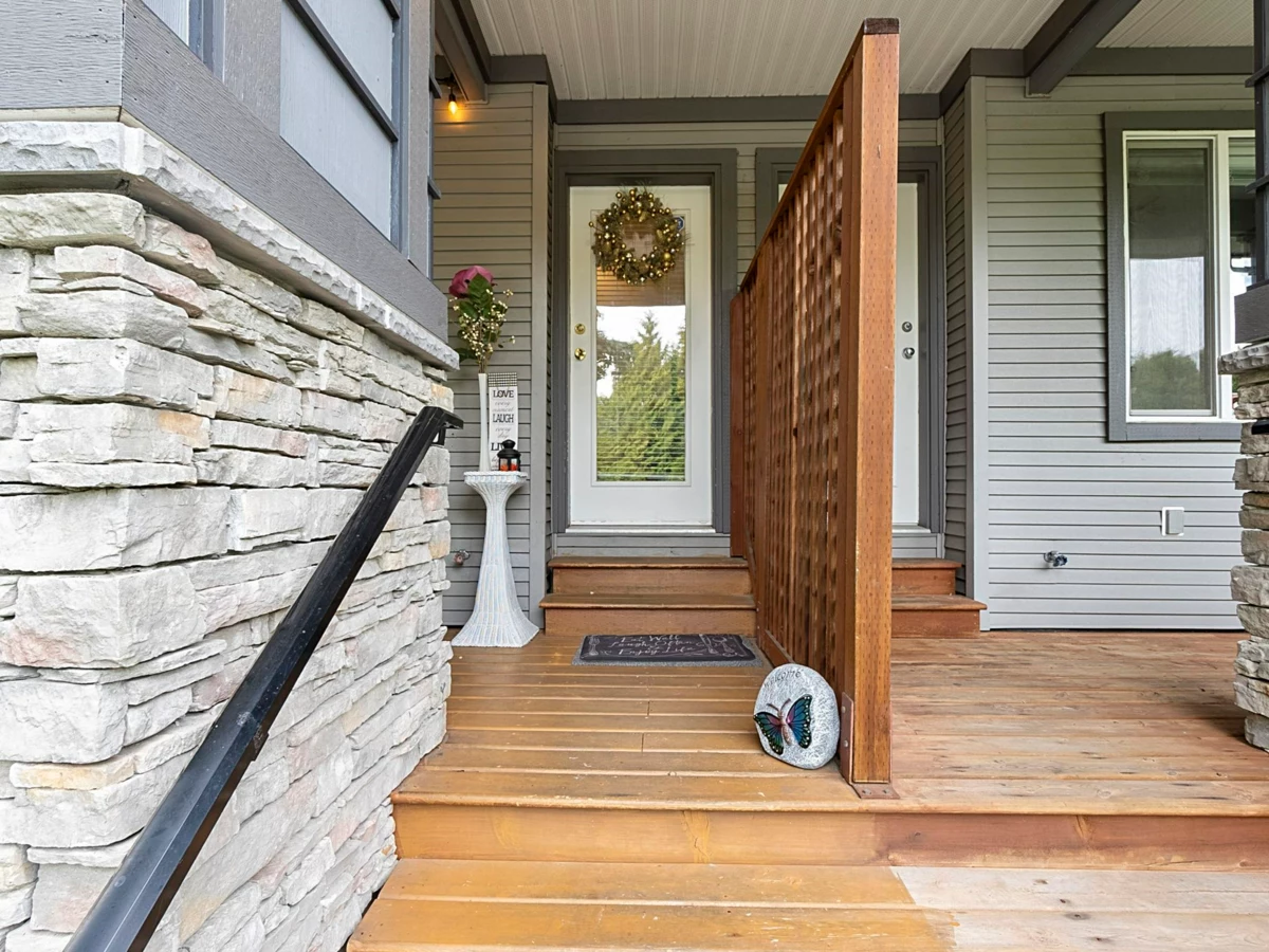 Guest Bathroom Photo of 14 18701 66 Avenue, Surrey, BC