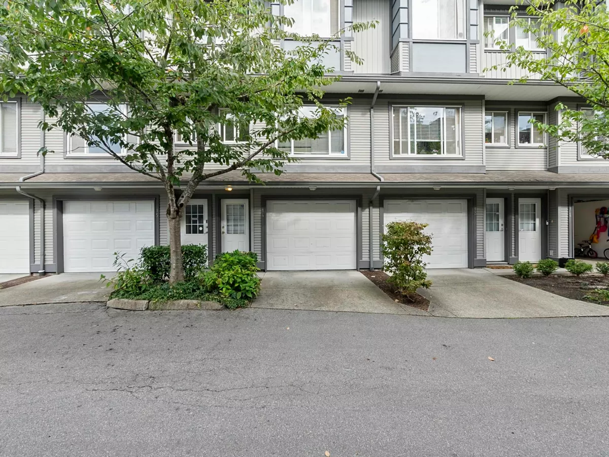Laundry Room Photo of 14 18701 66 Avenue, Surrey, BC