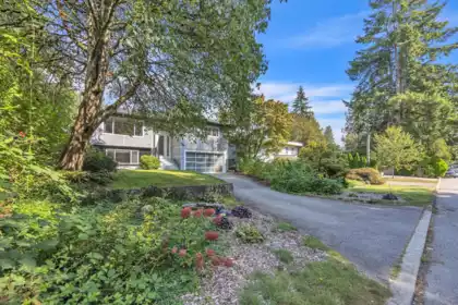 1176 W 23rd Street, North Vancouver, BC, North Vancouver — Single Family Residence for sale